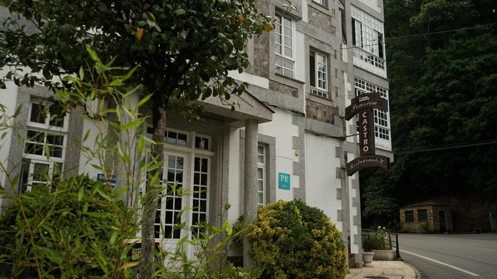Pension Castro Parrillada Samos Exterior photo